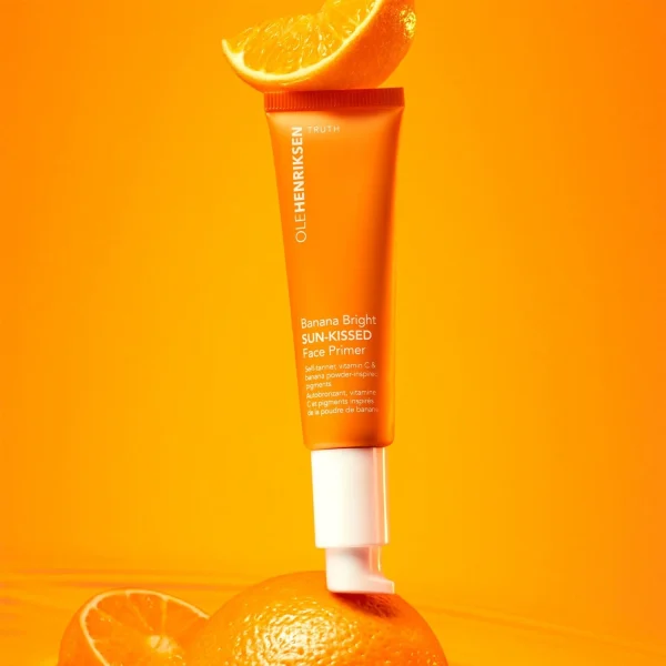 OLEHENRIKSEN Banana Bright Sun-Kissed Primer – Base De Teint Auto-bronzante à La Vitamine C luxe soldes 4
