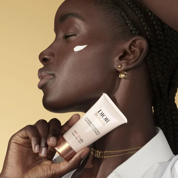 remise en ligne Dior Solar La Crème Protectrice Visage SPF 50 – Crème Solaire Visage SPF 50 3