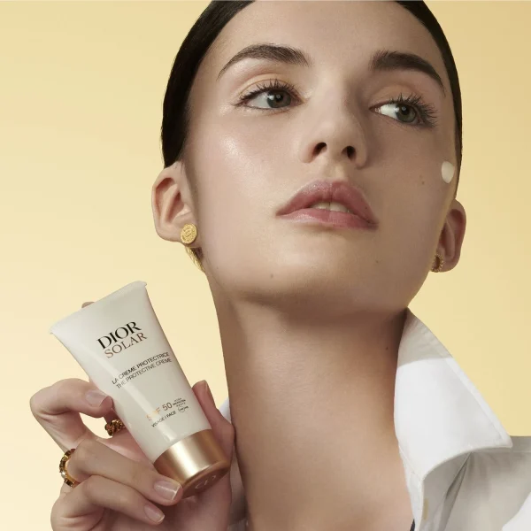 remise en ligne Dior Solar La Crème Protectrice Visage SPF 50 – Crème Solaire Visage SPF 50 4